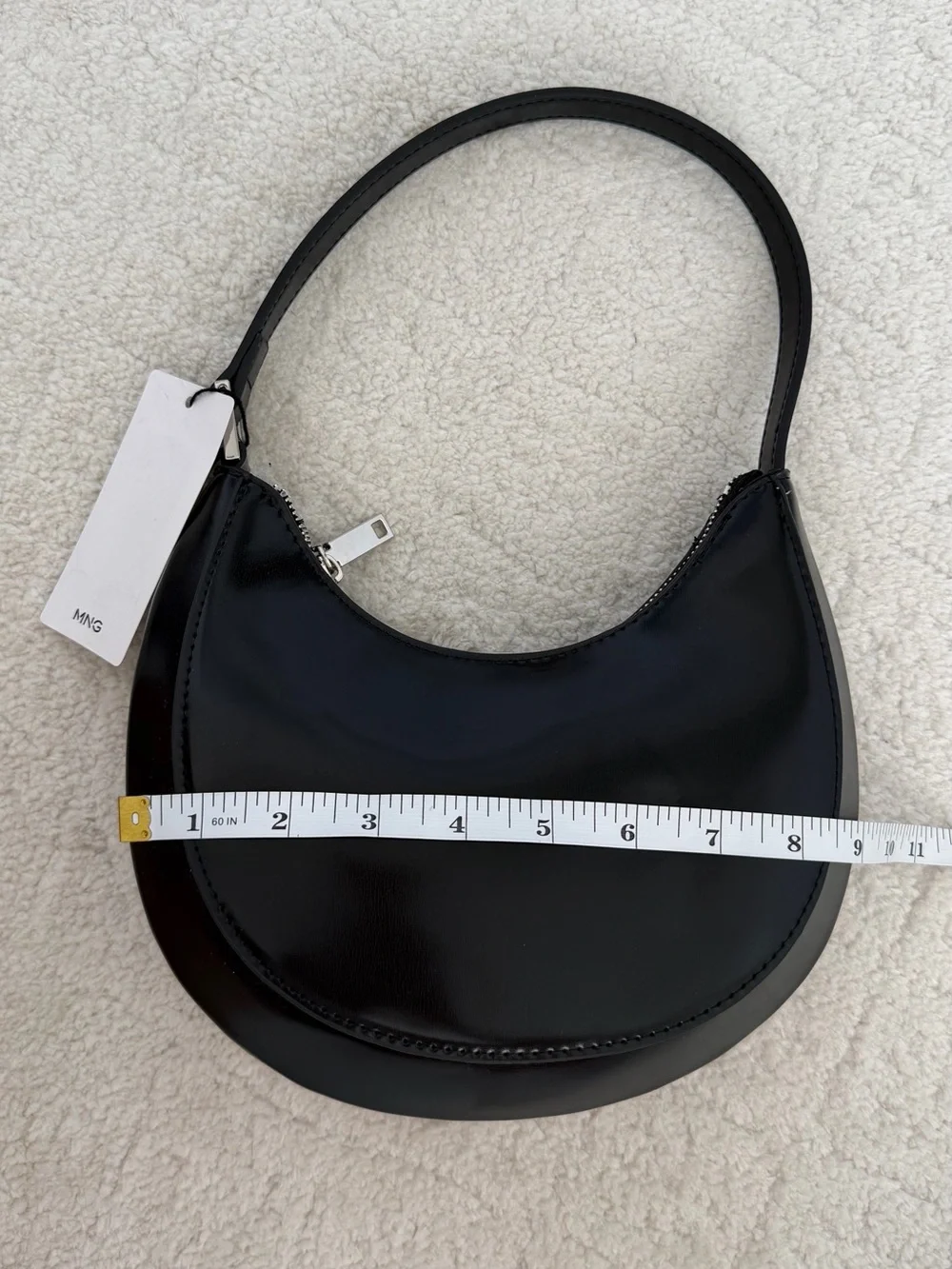 NWT Mango Oval Short Handle Bag